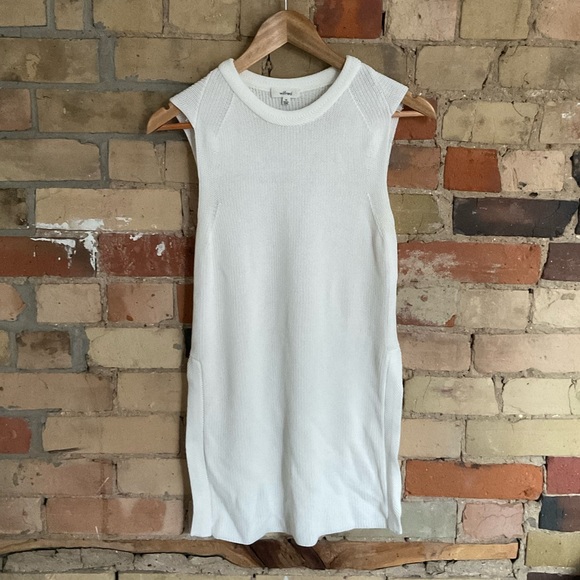 Wilfred Long Knit Sleeveless Top (Palmier Sweater) - Picture 2 of 9